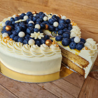 Blueberry Passion verjaardagstaart – Het Gouden Punt Diepenbeek